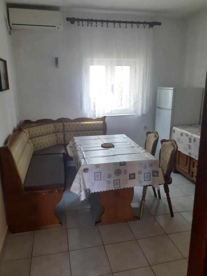 Apartmani Karuza 노바야 외부 사진